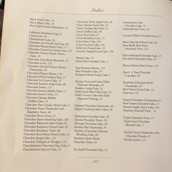 Hershey’s BEST CAKES cookbook by Wilton House - Picture 4 of 6